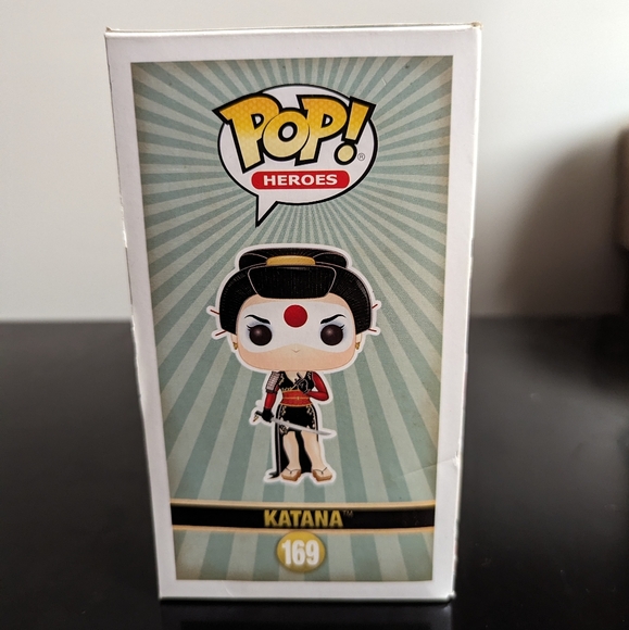 DC Bombshells Katana Funko POP! figure - Picture 3 of 7